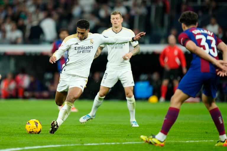 Real Madrid vs Barcelona - jornada 32 - Liga BetPlay.
