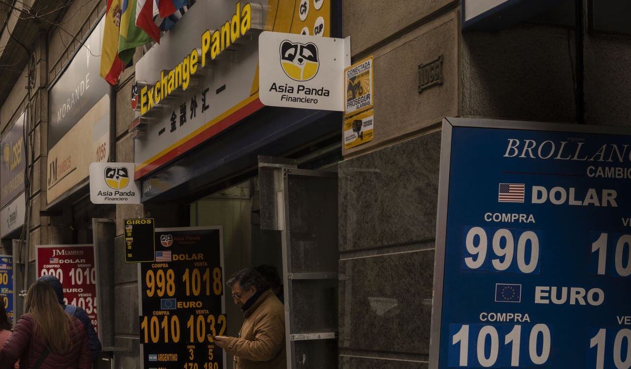 El peso chileno ha venido perdiendo terreno frente al dólar
