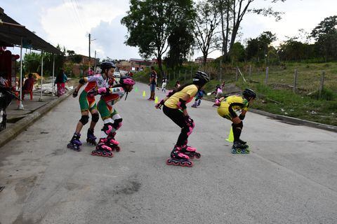 Florián participó en el Zonal departamental de patinaje de carreras. Compitió contra equipos de Bogotá, Bucaramanga, San Gil, Socorro, Chipata, Barbosa, clubes de Boyacá y de Cundinamarca.