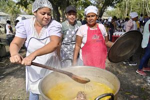 Presidente Petro lanzó programa de Ollas Comunitarias en Magangué y anunció nuevo plan de lucha contra el hambre basado en compra de cosechas.
Fotografía: Cristian Garavito Cruz- Presidencia