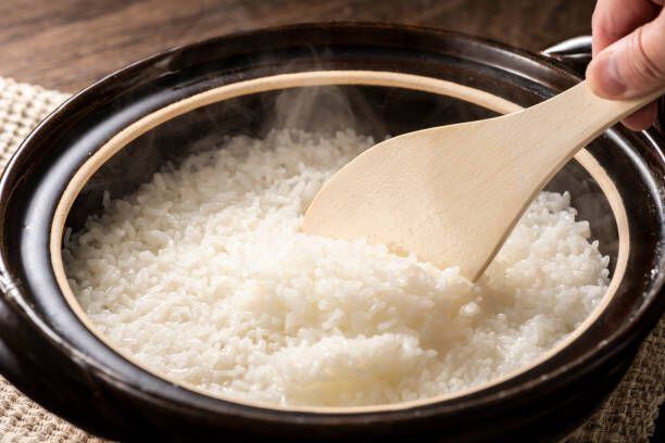 ¿Cómo cocinar el arroz para que contentenga menos calorías?