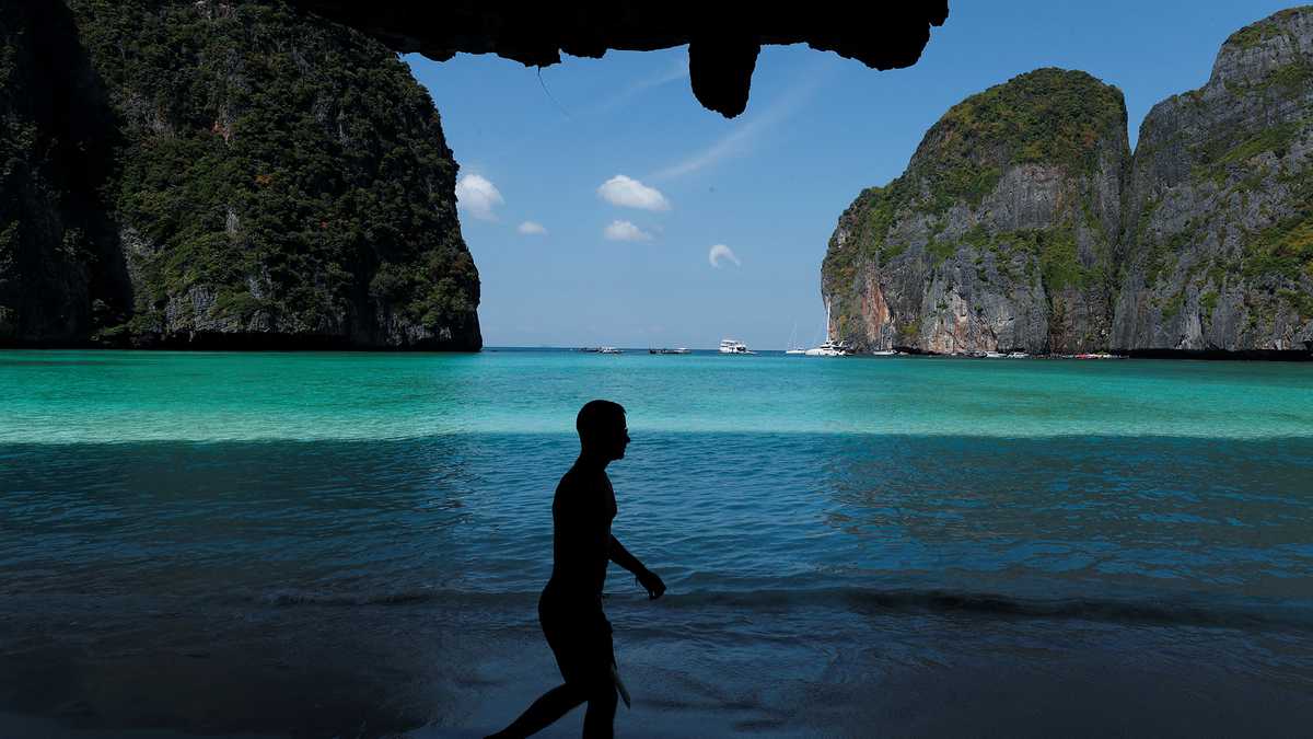 Tailandia reabre Maya Bay