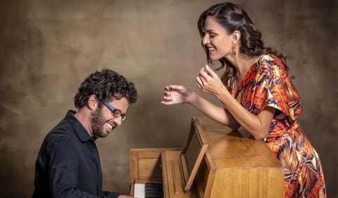 Victoria Sur y Nicolás Ospina en concierto en el Teatro Julio Mario Santodomingo