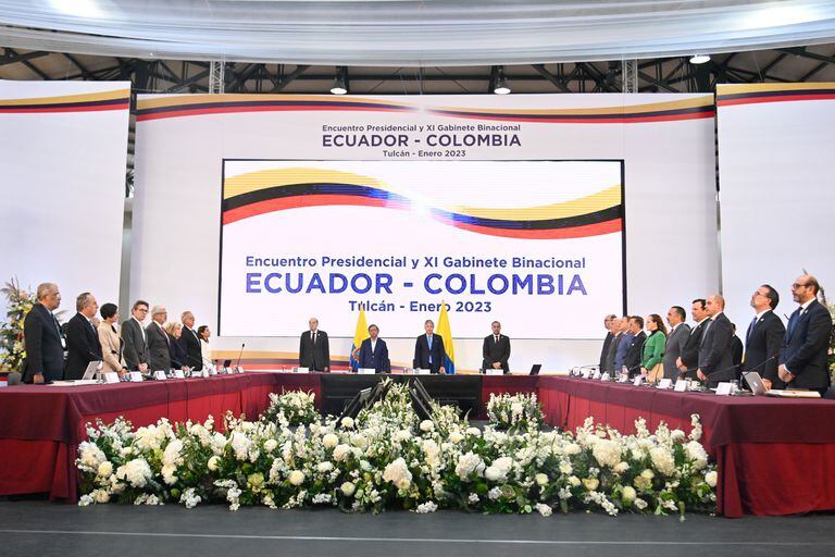Sesión en pleno Cumbre Binacional Colombia-Ecuador
