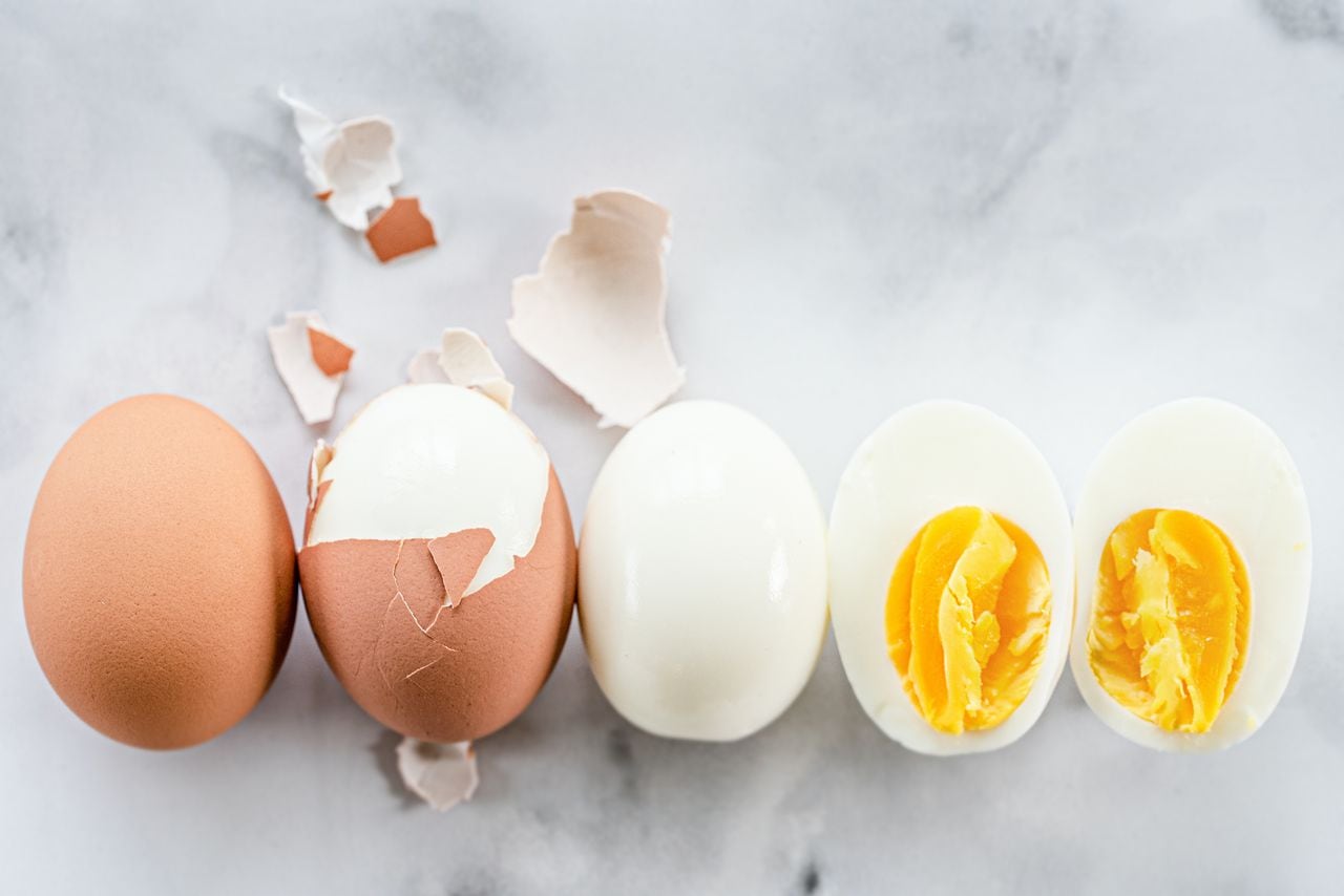 Recalentar un huevo puede ocasionar el desarrollo de ciertas toxinas.