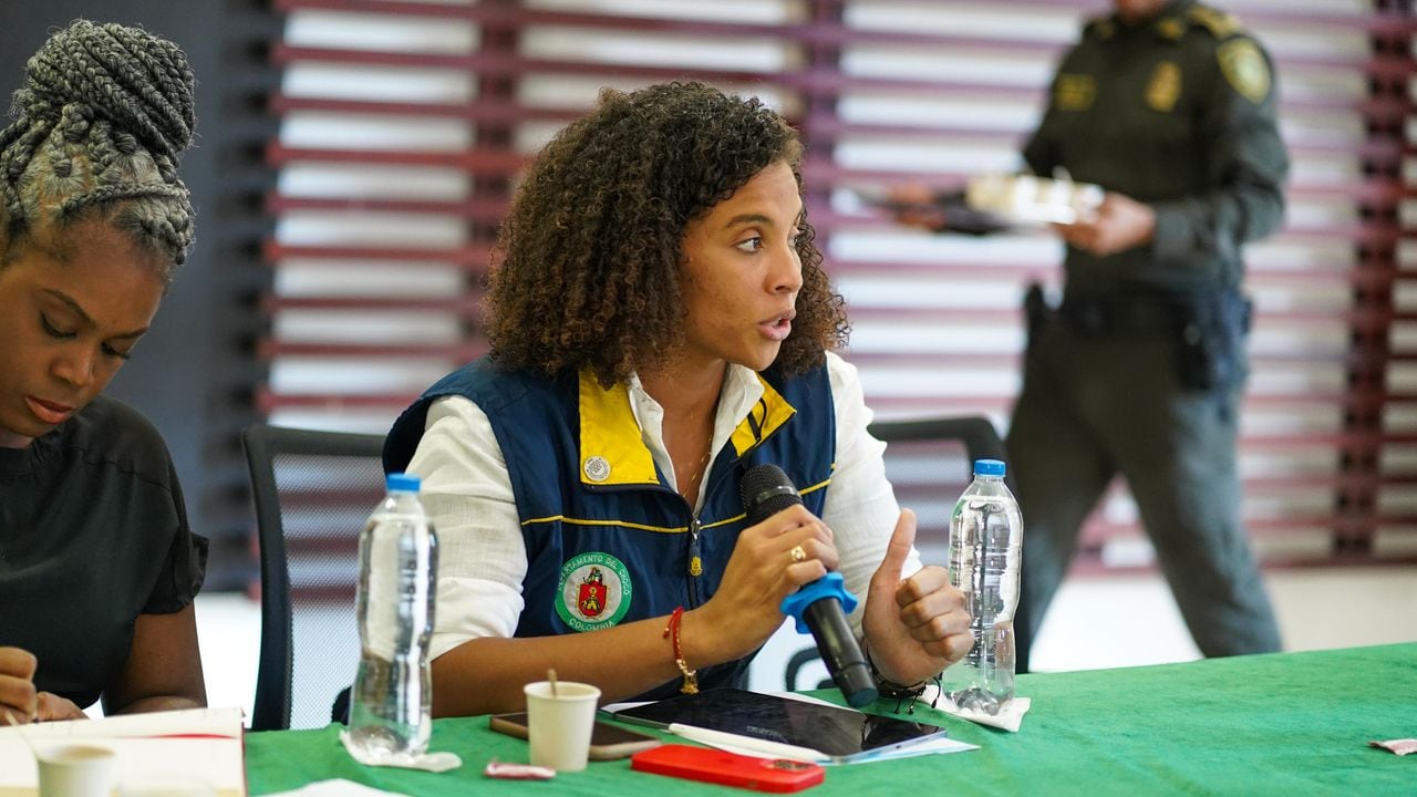 Nubia Carolina Córdoba, gobernadora del Chocó, explica cómo avanzan las labores de rescate de las víctimas del derrumbe.