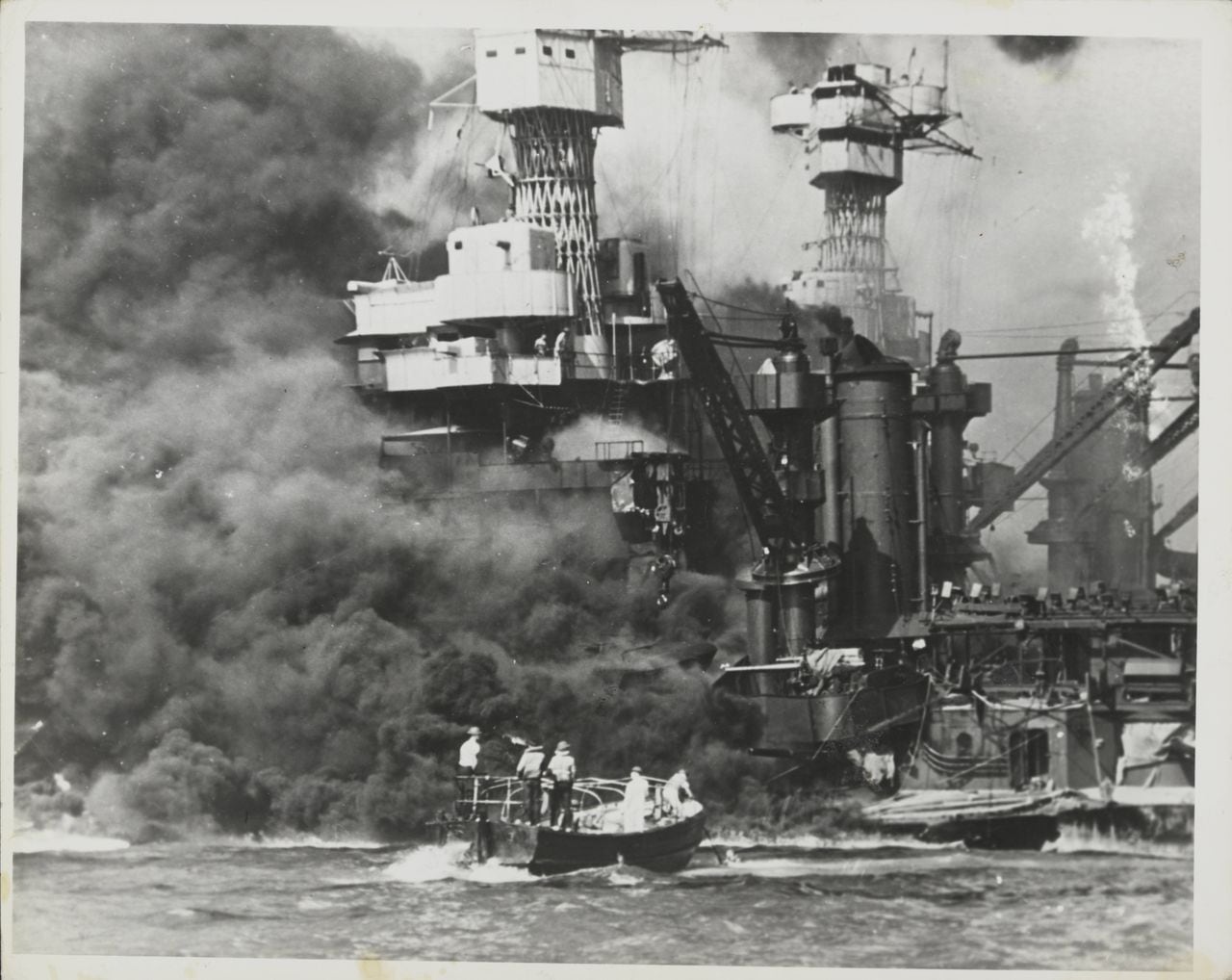 L6 War - WWII Pearl Harbour. (Photo by Hulton Archive/Getty Images)