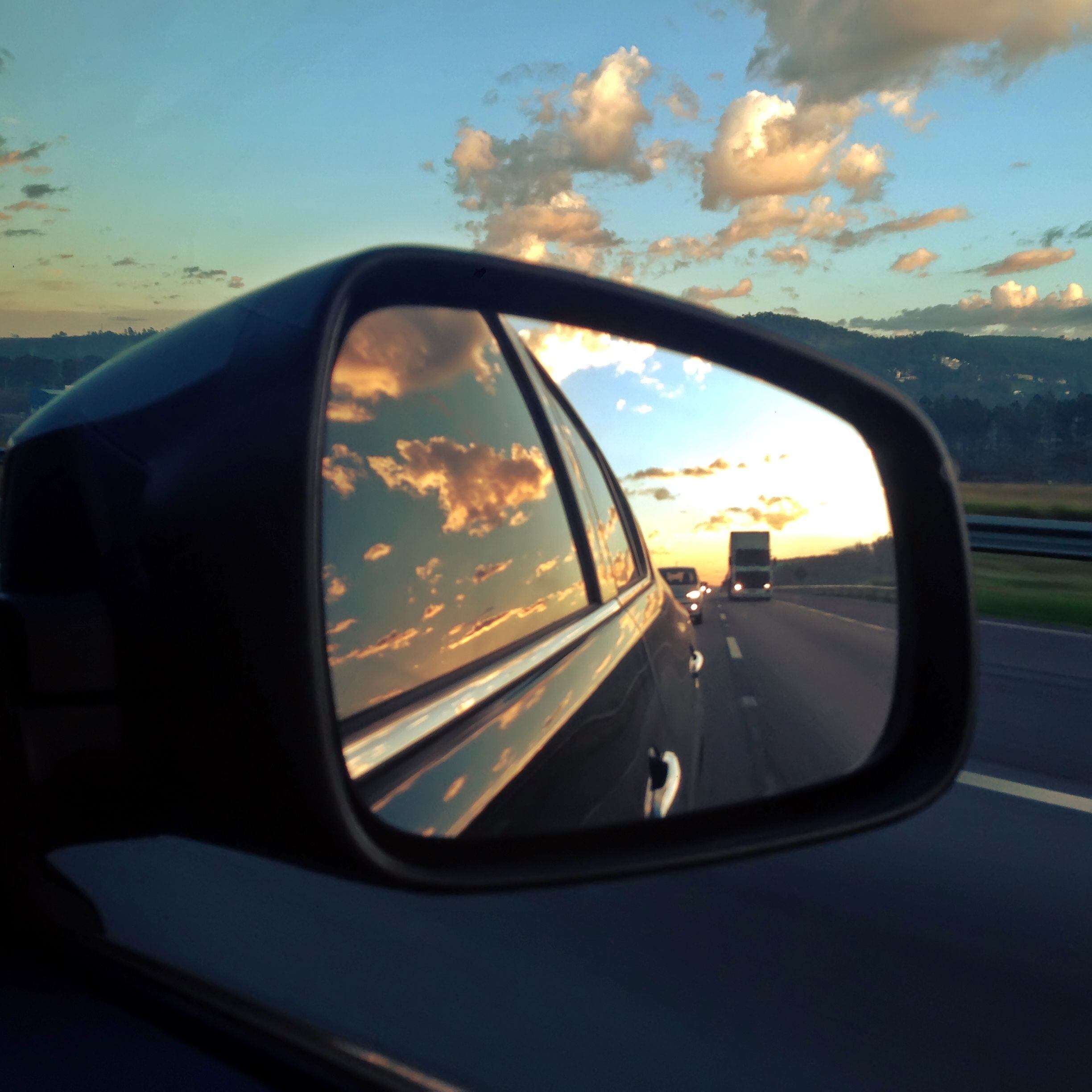 Cada cuánto se deben cambiar los espejos de un auto para no perder  visibilidad?