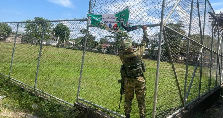 Ejército Nacional desmonta carteles de las Autodefensas Gaitanistas de Colombia.