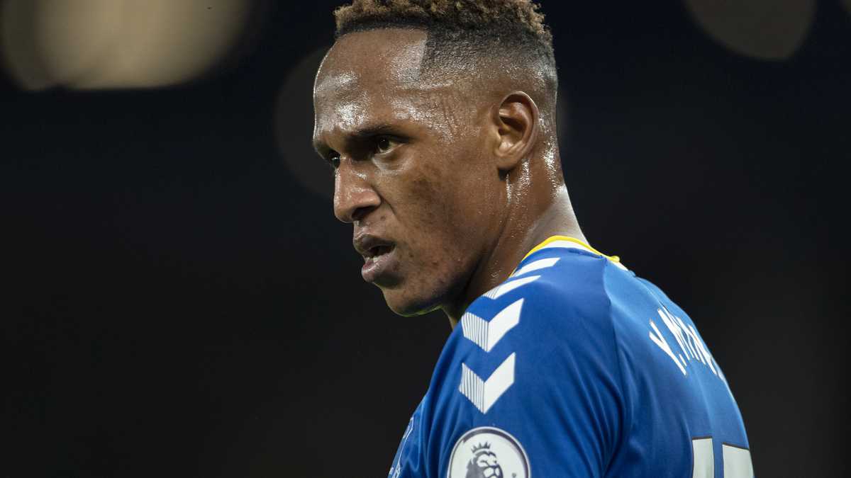 LIVERPOOL, ENGLAND - SEPTEMBER 13: Yerry Mina of Everton during the Premier League match between Everton  and  Burnley at Goodison Park on September 11, 2021 in Liverpool, England. (Photo by Visionhaus/Getty Images)