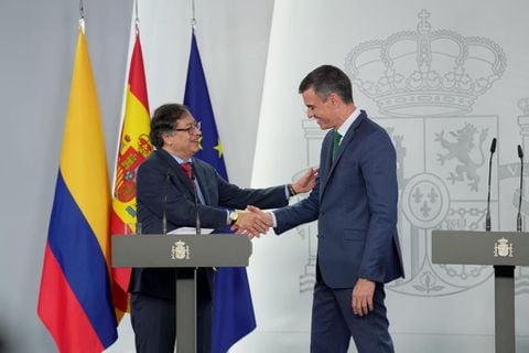 El presidente Gustavo Petro y el presidente del gobierno español, Pedro Sánchez, hicieron varios anuncios sobre acuerdos bilaterales.