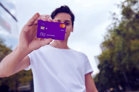 La tarjeta de crédito de Nubank en Colombia estará disponible en los próximos meses.