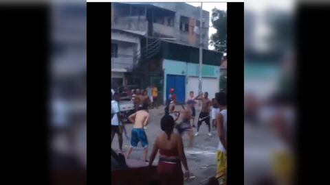 La situación que se presentó en el barrio Villa San Marcos quedó registrada en un video que se difundió en redes sociales.