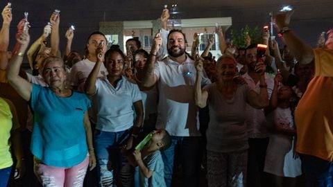 Habitantes de Montería hicieron una protesta pacífica para pedir que se active el alumbrado público.