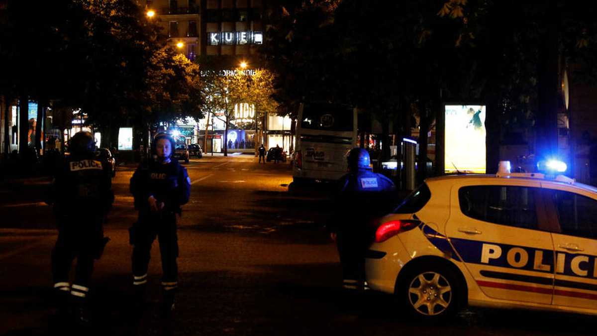 La Policía francesa después de ejecutados los atentados en París.
