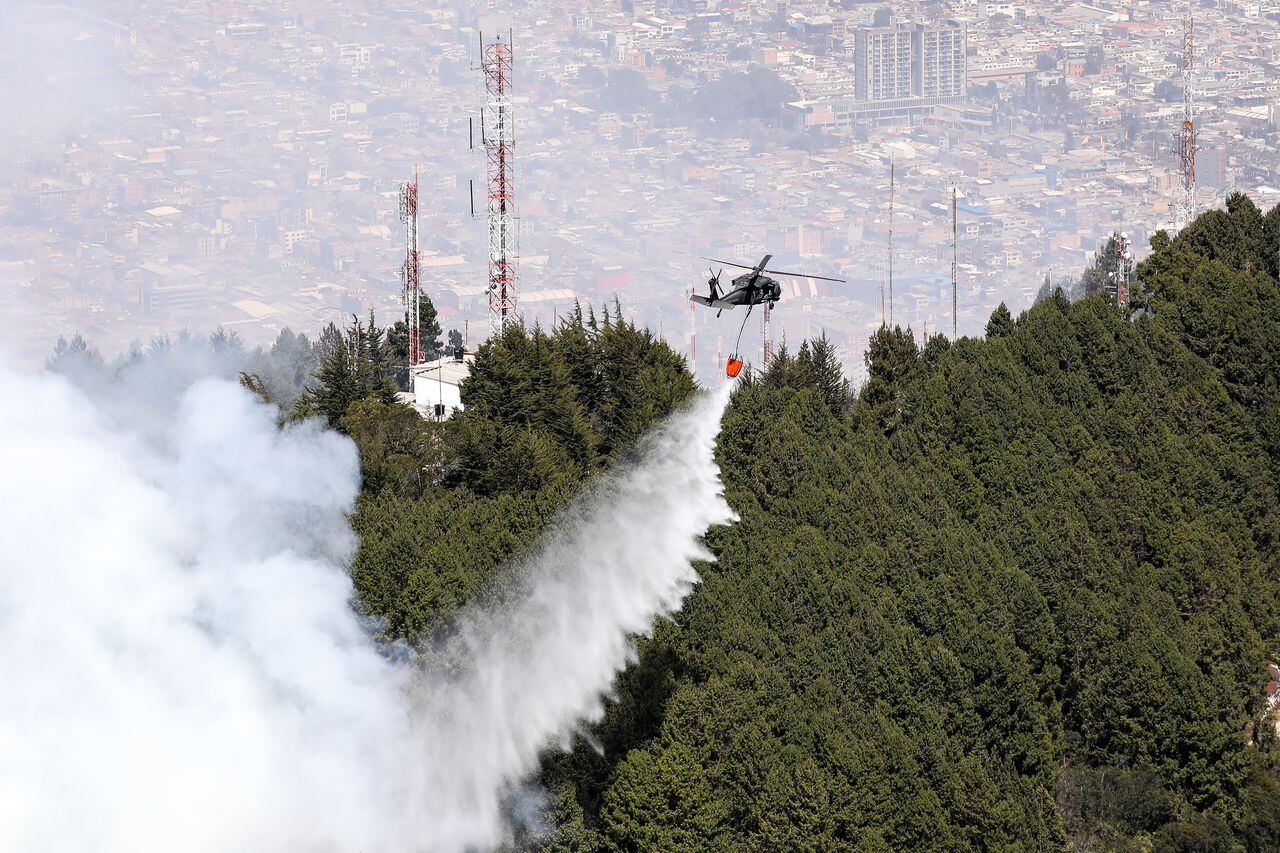 Imágenes aéreas de los incendios en la ciudad de Bogotá