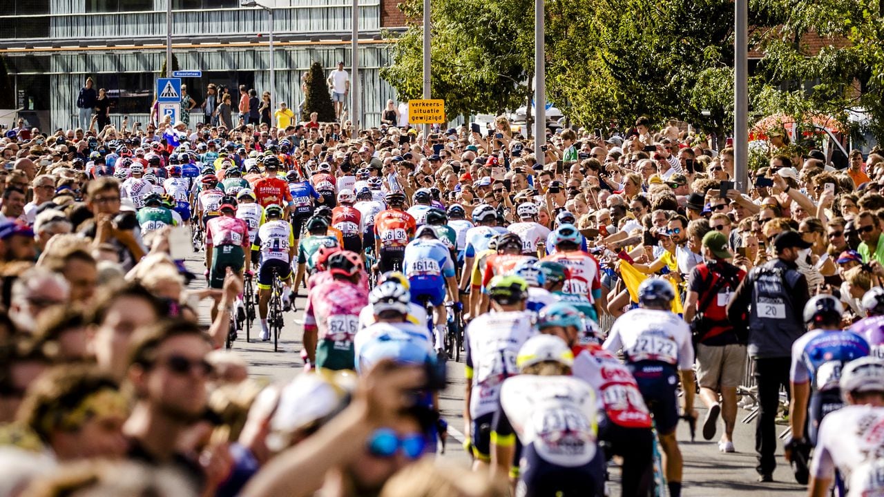 The pack of riders compete during the  third stage of the Vuelta a Espa�a in Breda on August 21, 2022. (Photo by Sem van der Wal / ANP / AFP) / Netherlands OUT - Belgium OUT