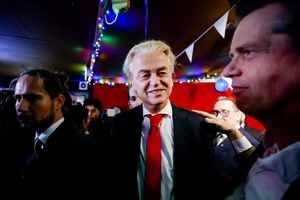 La Haya, Países Bajos | AFP | jueves 23/11/2023 - 05:25 UTC-5 | 714 palabras

por Julie CAPELLE

La amplia victoria electoral de la extrema derecha en las elecciones de los Países Bajos sorprendió en Europa, pero el líder islamófobo Geert Wilders tendrá muchas dificultades para poder formar un gobierno. (Photo by Remko de Waal / ANP / AFP) / Netherlands OUT - Belgium OUT