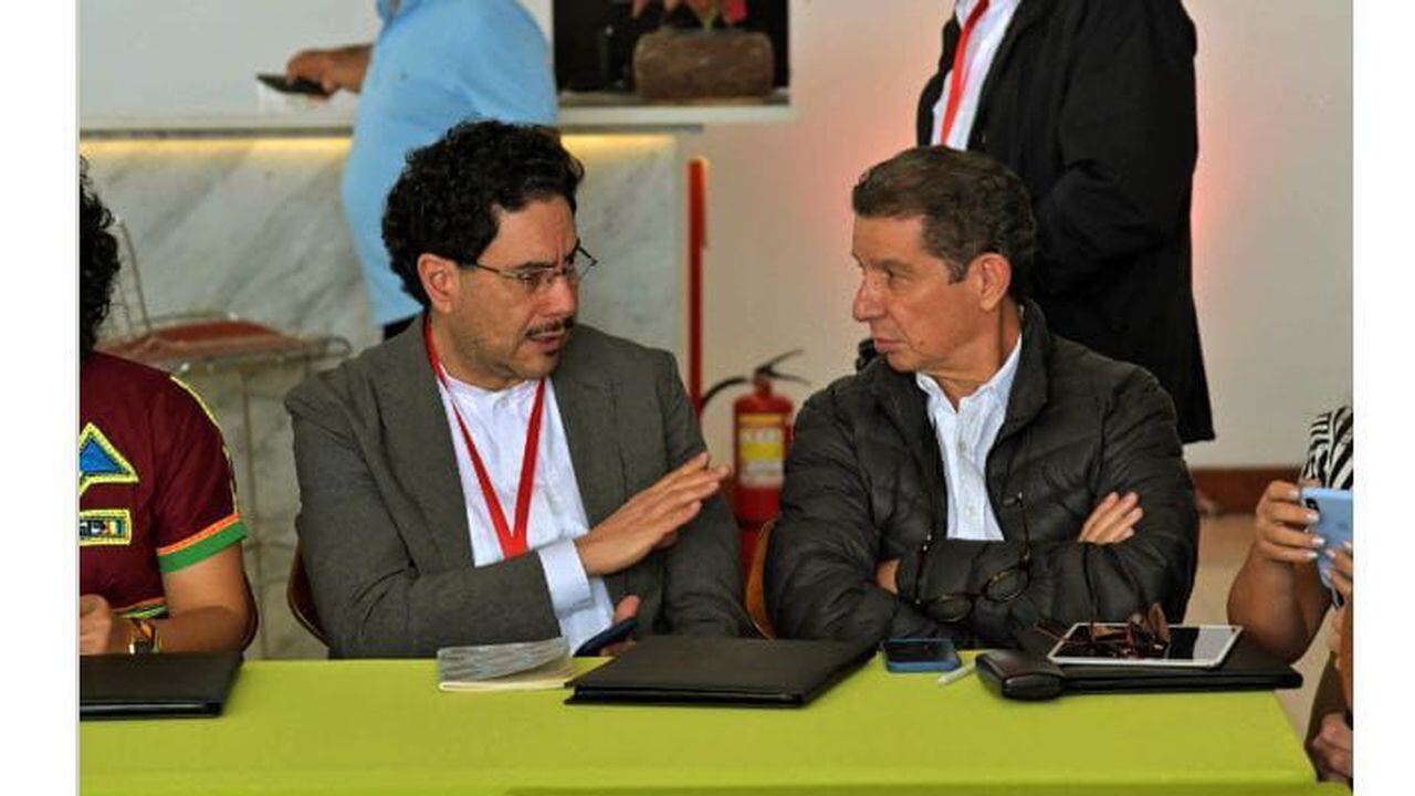 Iván Cepeda y José Félix Lafaurie en Caracas.