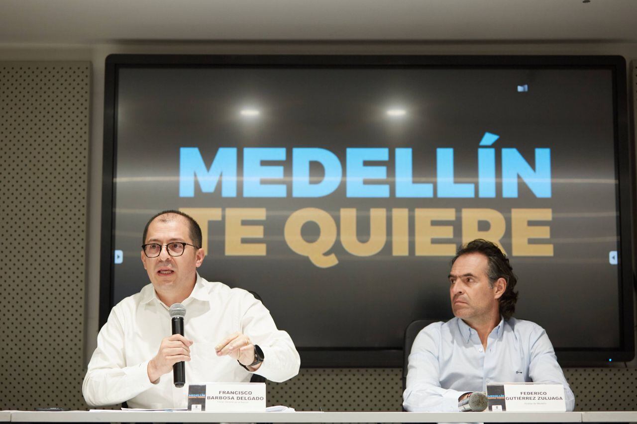 Francisco Barbosa junto a Federico Gutiérrez, alcalde de Medellín.
