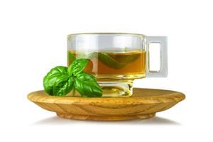 Una de las formas de consumir la albaca es en té, el cual se puede tomar unas tres veces al día.