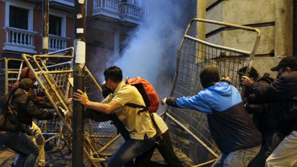 Varios disturbios se registraron en diferentes ciudades de Ecuador