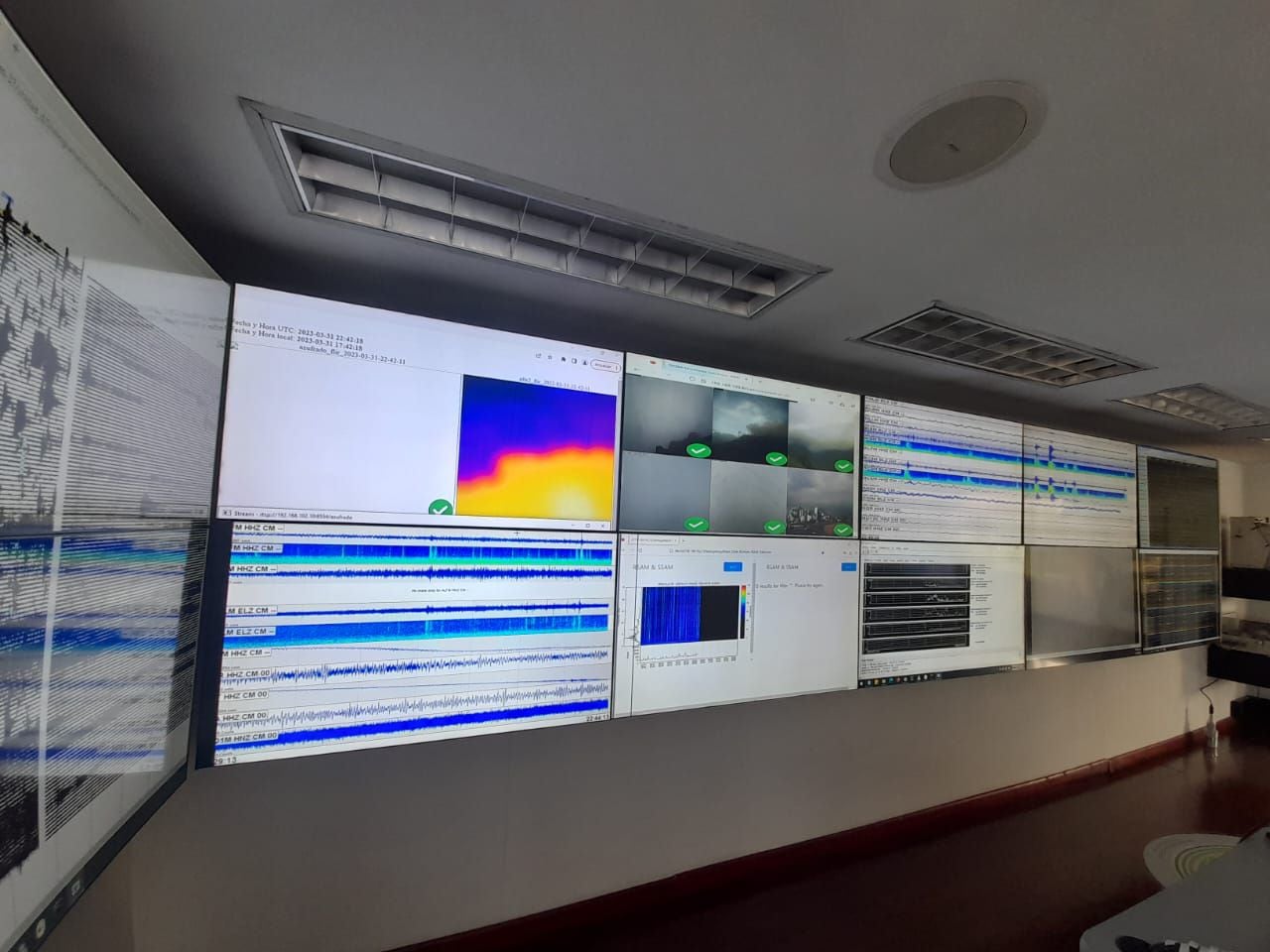 Los monitores están ubicados en la sede del barrio Chipre de Manizales