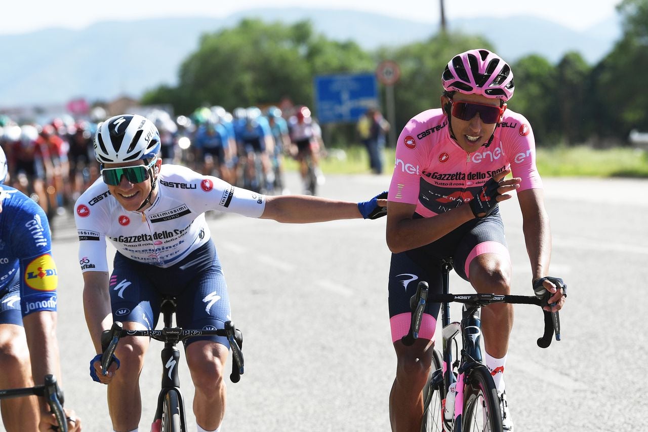 Egan Bernal y Remco Evenepoel en el Giro de Italia 2021.