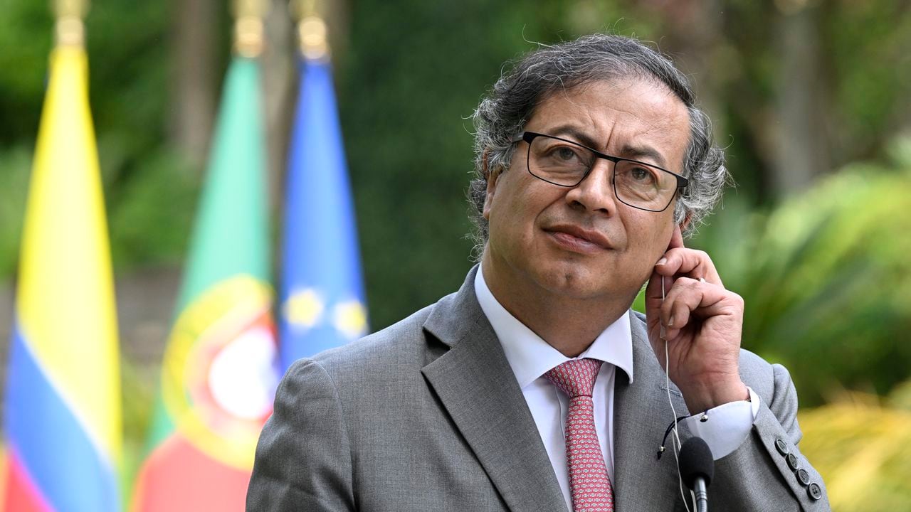 El presidente Gustavo Petro se refirió al ataque que ha afectado a varias instituciones públicas en Colombia.