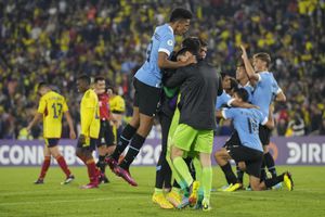 Uruguay celebró a rabiar tras el pitazo final en El Campín
