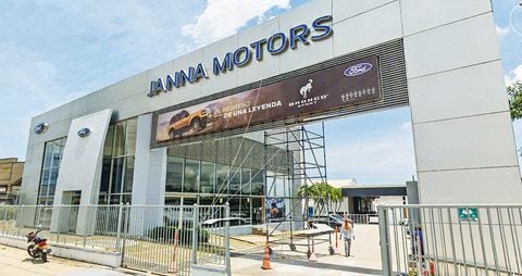    Solo Janna Motors cuenta con más de 200 empleados que prestan servicios a unos 10.000 vehículos de la costa atlántica.