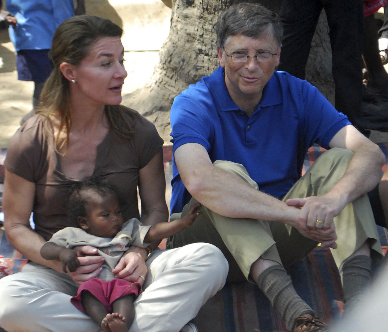 En 2011 visitaron India en el marco de su labor filantrópica.
