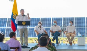 Inauguración de la granja de energía solar La Sierpe