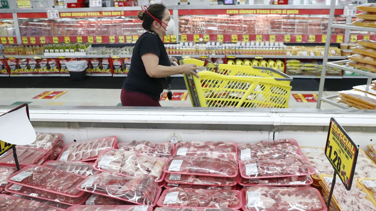 Argentina retomará exportaciones de carne. (AP Photo/LM Otero)