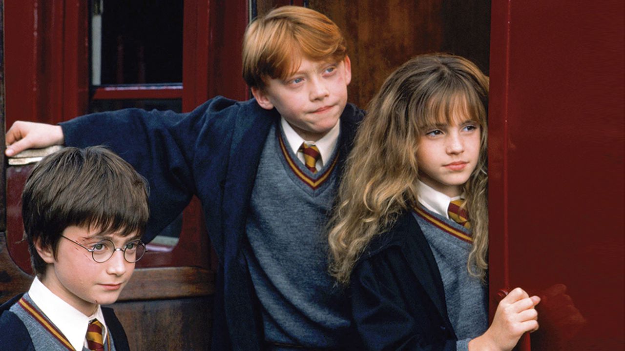 Daniel Radcliffe, Rupert Grint y Emma Watson tenían 11, 11 y 10 años, respectivamente, cuando fueron escogidos para los papeles de Harry Potter, Ron Weasley y Hermione Granger. Más que un trabajo, actuar en la saga, de la que eran fanáticos, fue una diversión.