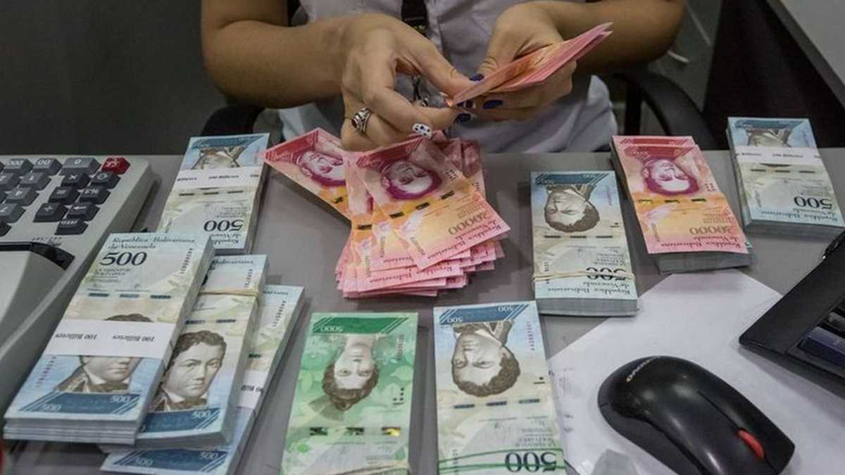 El Banco Central de Venezuela (BCV) amplió su cono monetario con tres nuevos billetes que entraron en vigencia este 8 de marzo. El de mayor denominación no suma el equivalente a un dólar a la tasa oficial.
