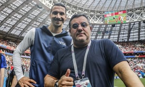 (L-R) Zlatan Ibrahimovic, players agent Mino Raiola during the 2018 FIFA World Cup Russia group F match between Germany and Mexico at the Luzhniki Stadium on June 17, 2018 in Moscow, Russia(Photo by VI Images via Getty Images)