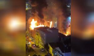 La emblemática ciudad turca vive la noche de este domingo una ingente emergencia por cuenta de una explosión. Autoridades buscan determinar las causas de esta.