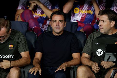 BARCELONA, SPAIN - SEPTEMBER 19: Coach Xavi Hernandez of FC Barcelona  during the UEFA Champions League  match between FC Barcelona v Royal Antwerp at the Lluis Companys Olympic Stadium on September 19, 2023 in Barcelona Spain (Photo by David S. Bustamante/Soccrates/Getty Images)