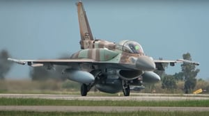 Este poderoso avión F-16 tiene récord de bajar en el Ejército de Israel.