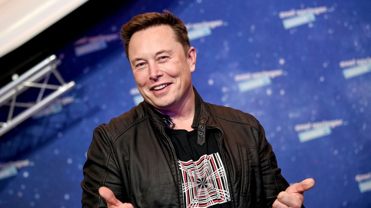 Elon Musk desarrolla nuevo implante cerebral.