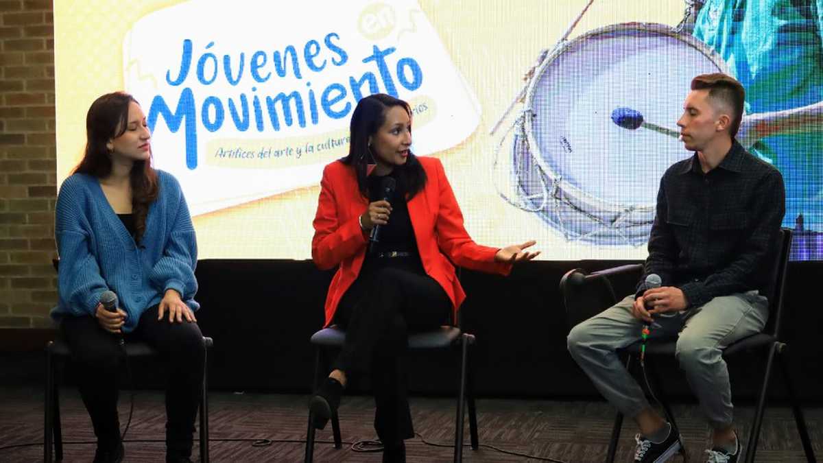 Ministra de Cultura Angélica Mayolo, convocatoria Jóvenes en Movimiento.