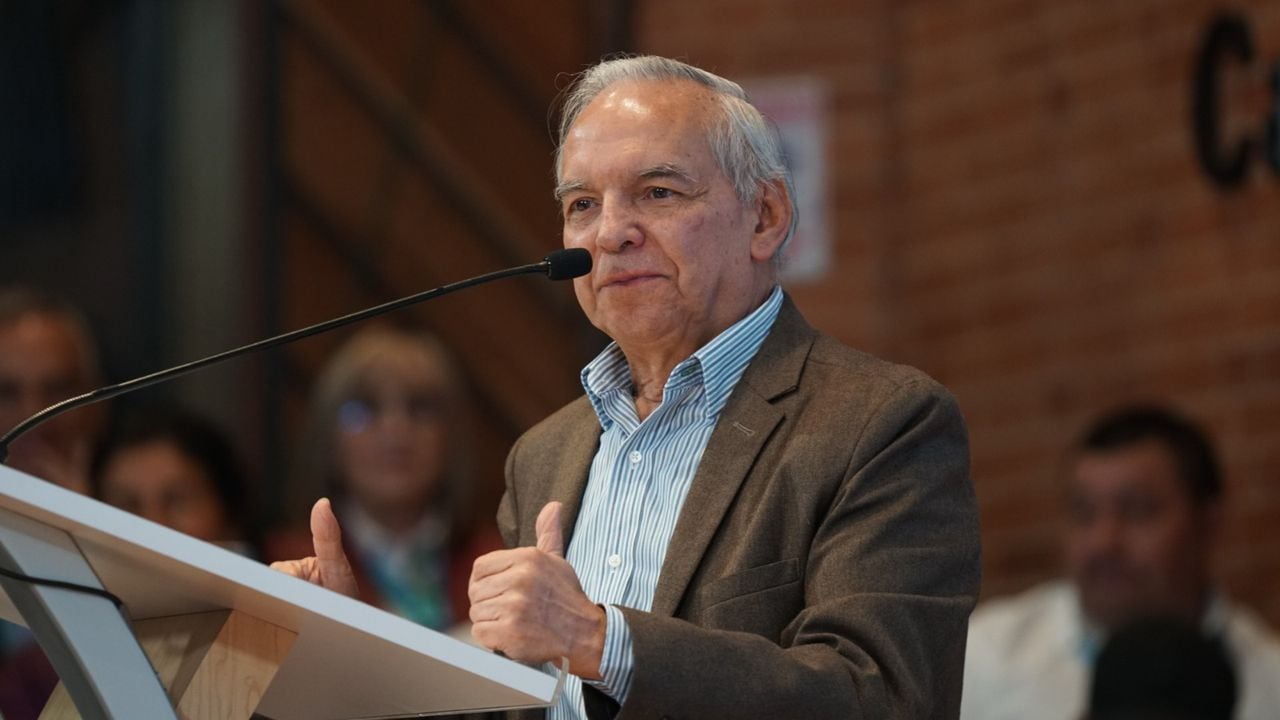 Ricardo Bonilla, ministro de Hacienda, al participar en el Congreso Nacional Cafetero de 2023.