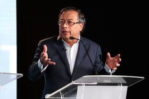 Gustavo Petro Debate Los que Son Semana El Tiempo