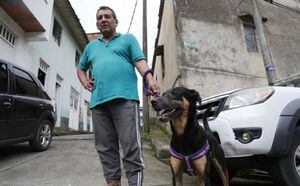 Hector Javier Rodriguez y perro trosky
Recibidos