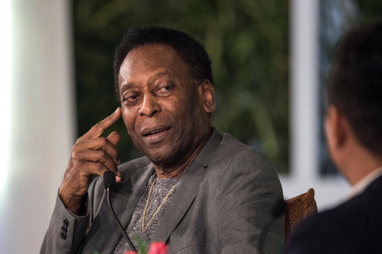 NEW DELHI, INDIA - OCTOBER 5: (EDITOR’S NOTE: This is an exclusive image of Hindustan Times) Legendary Brazilian footballer Pele during a first day of Hindustan Times Leadership Summit (HTLS) 2018 at Taj Palace, on October 5, 2018 in New Delhi, India. (Photo by Satish Bate/Hindustan Times via Getty Images)