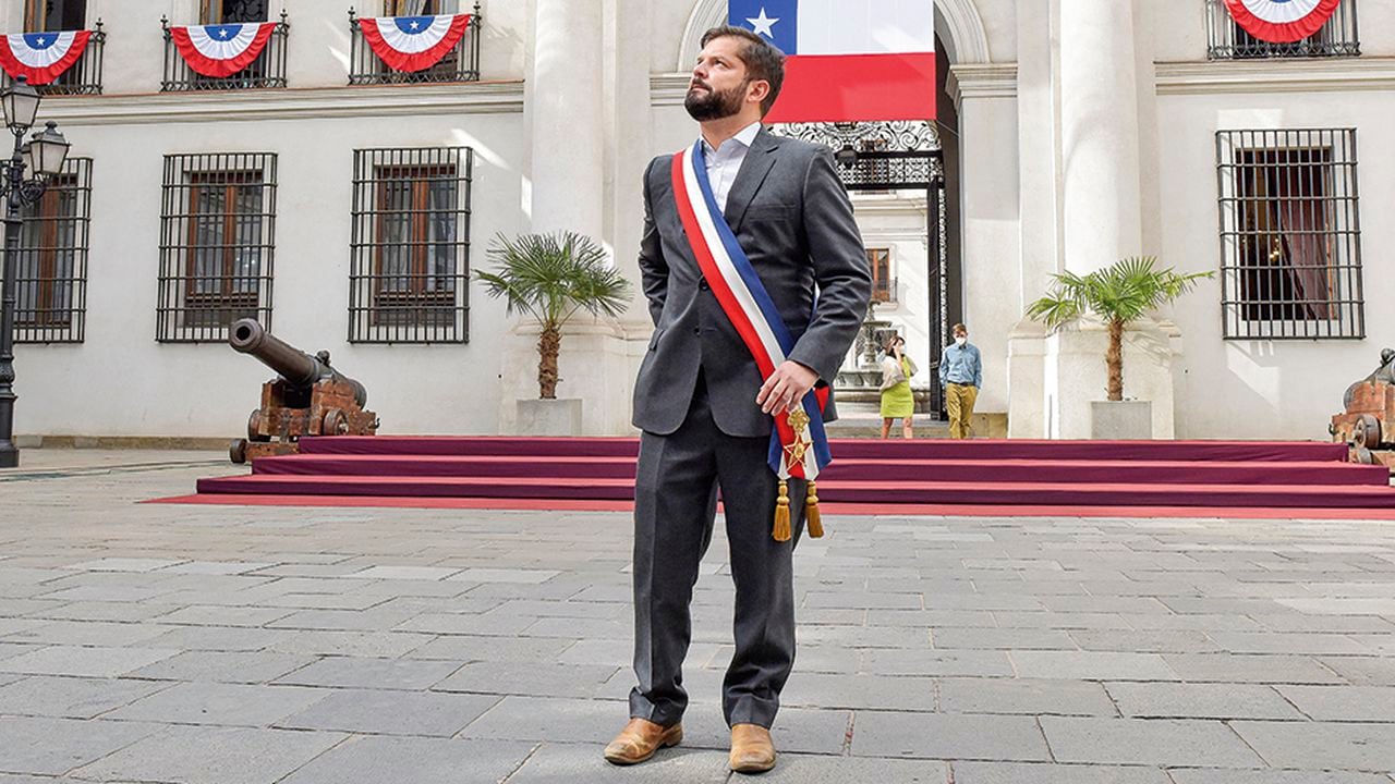 El presidente chileno, Gabriel Boric, busca soluciones de última hora para lograr aprobar la Constitución.