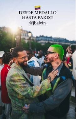 Maluma posteó una fotografía junto a J Balvin en la que se ven muy contentos ante la sorpresa de coincidir en el mismo evento.
