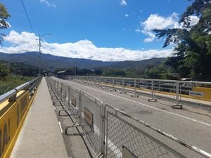 Ya se encuentra todo listo para la reapertura de frontera desde el puente internacional Simón Bolívar.