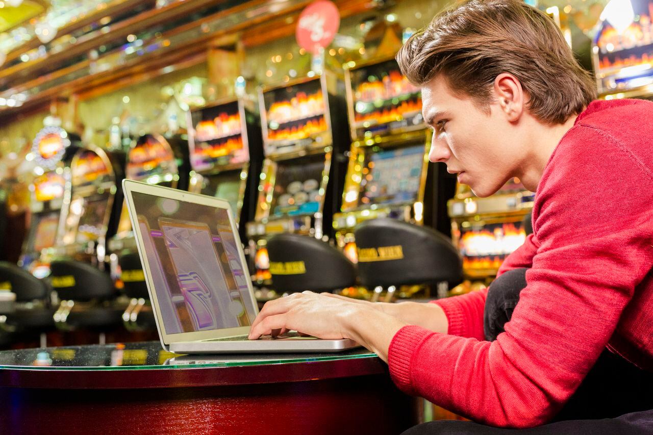 Desde la reputación sólida hasta la variedad de opciones, el ranking de los mejores casinos para jugar póker online en Colombia guía a los jugadores hacia experiencias de juego inigualables.